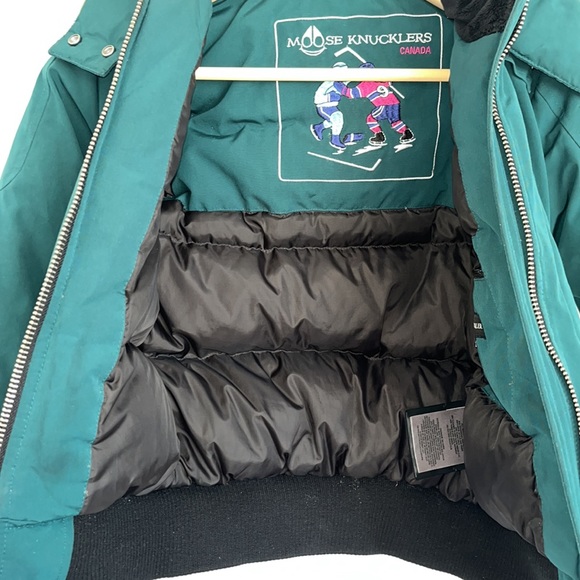 Moose Knuckles Kids Ballistic Bomber Jacket size XS Excellent winter coat - Picture 8 of 14